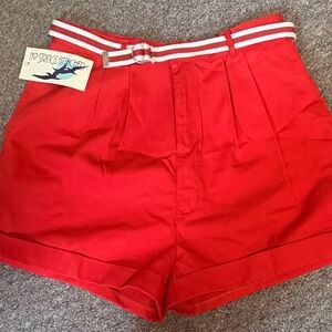 Red Juniors Shorts with Belt 15/16